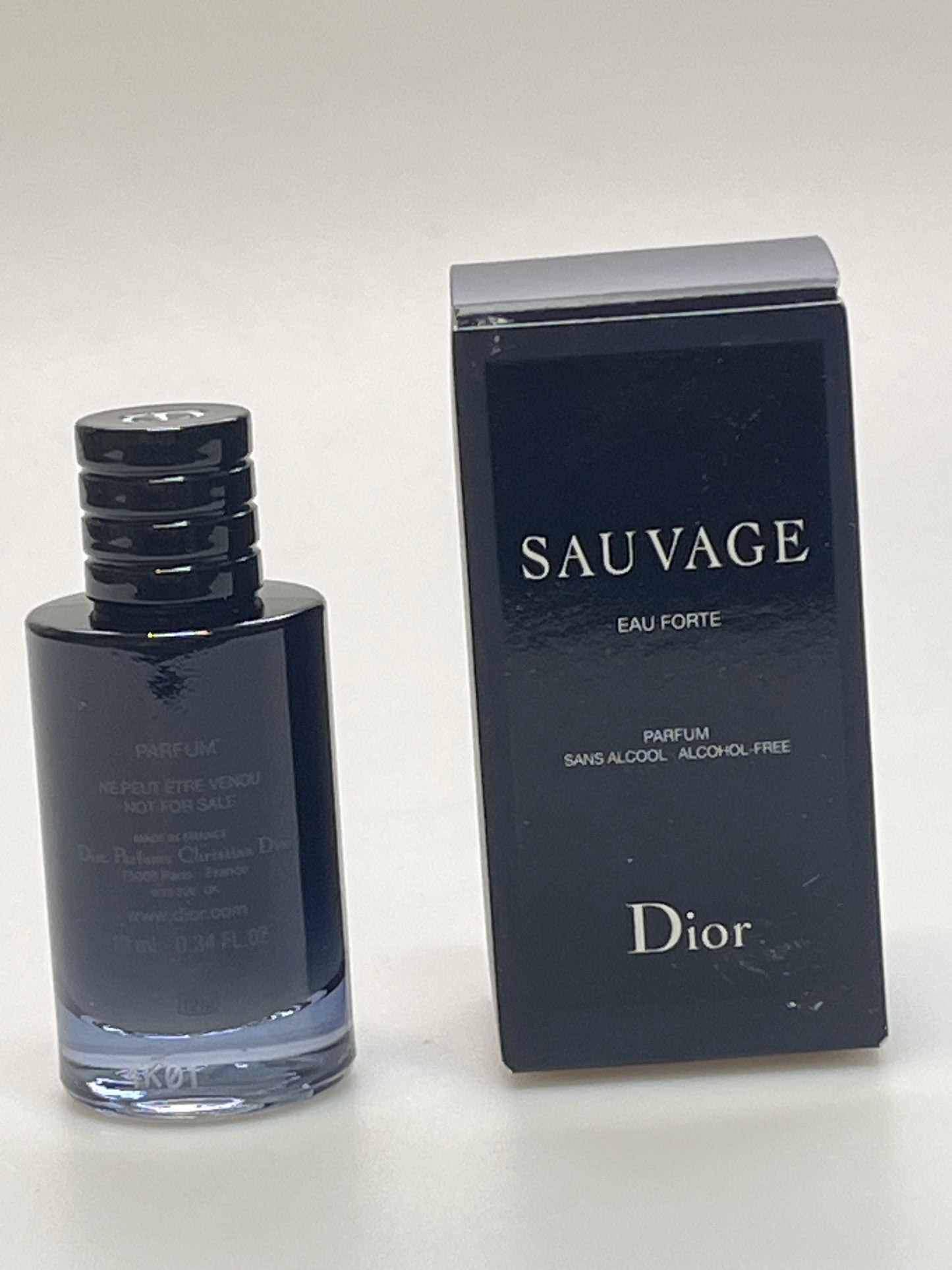 D* SAUVAGE EAU FORTE PARFUM (ALCOHOL FREE) mini - 10ml