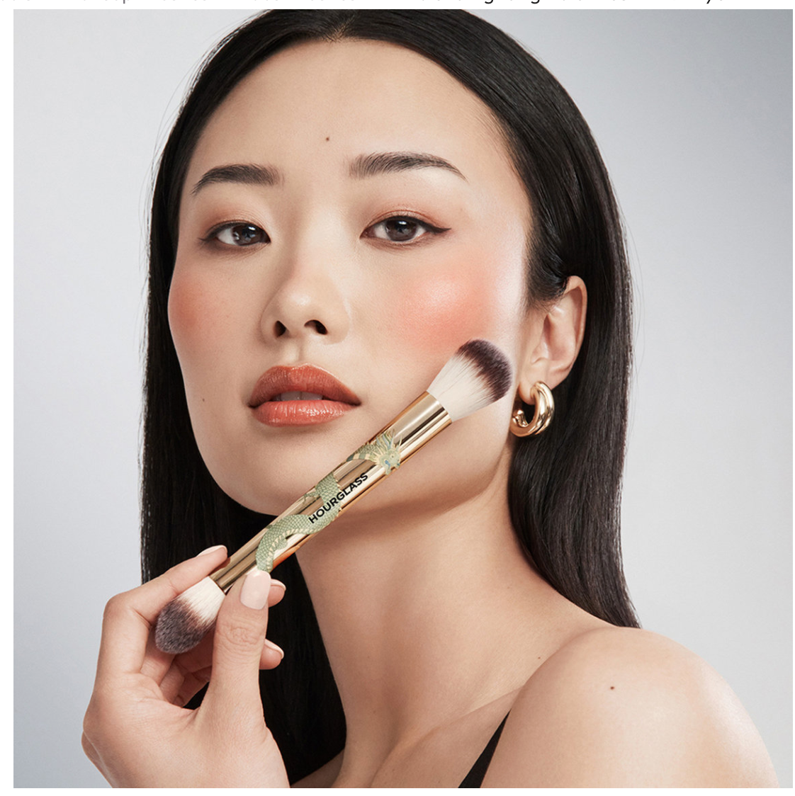 HOURGLASS Ambient Lighting Edit Brush - Evil Eye