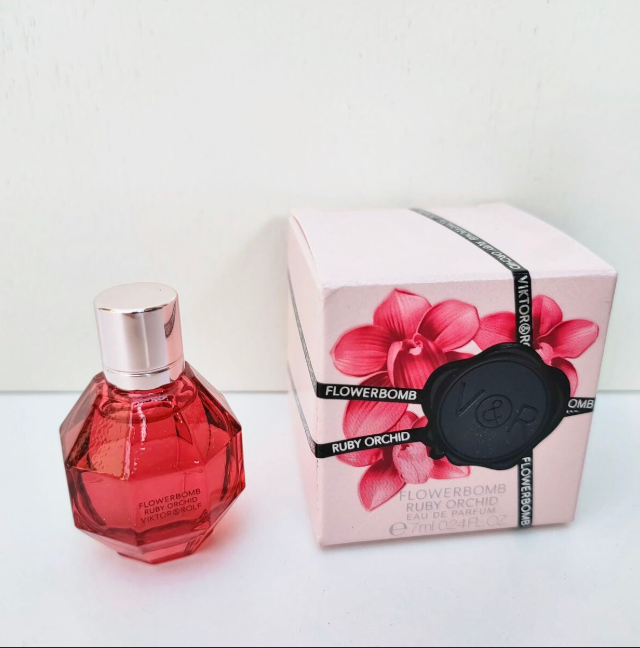 Viktor & Rolf Flowerbomb Ruby Orchid Eau De Parfum Travel mini, 7ml