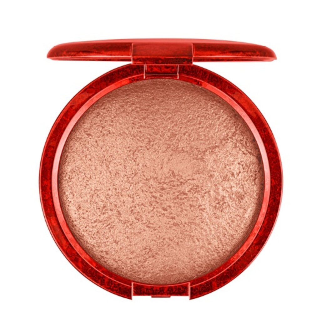 Mac Patrick Starrr Mineralize Skinfinish Baby it's Gold Outside