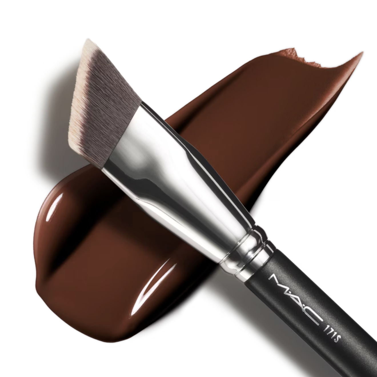 171S SMOOTH-EDGE ALL OVER FACE BRUSH by MAC