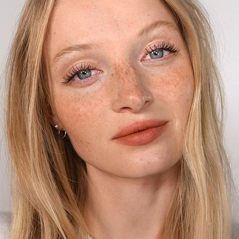 Glossier Generation G sheer matte lipstick - JAM