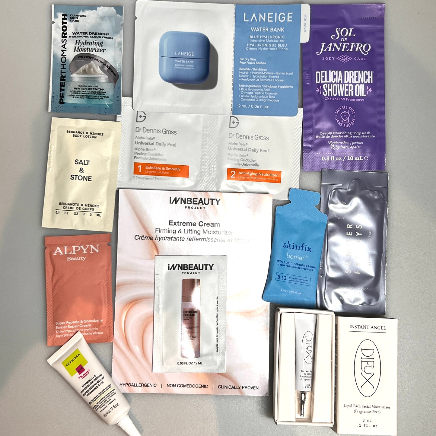 Mixed skincare sachet - sold per piece