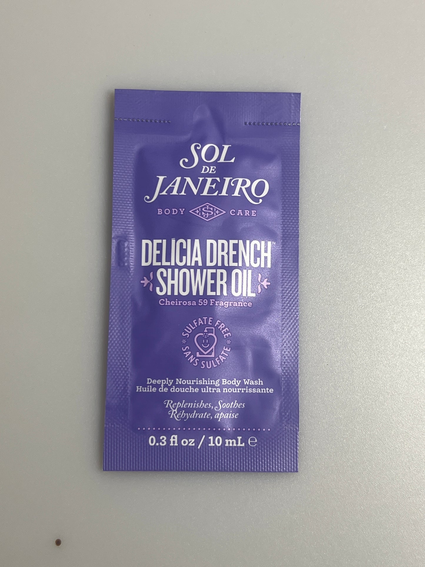 Mixed skincare sachet - sold per piece