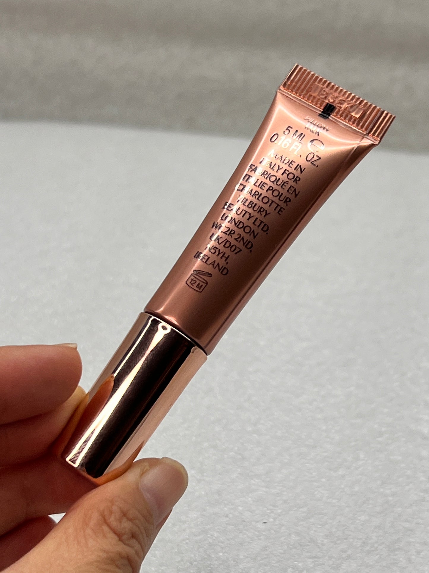 Charlotte Tilbury Beauty Highlighter Wand mini pillow talk - 5mL / 0.16 oz