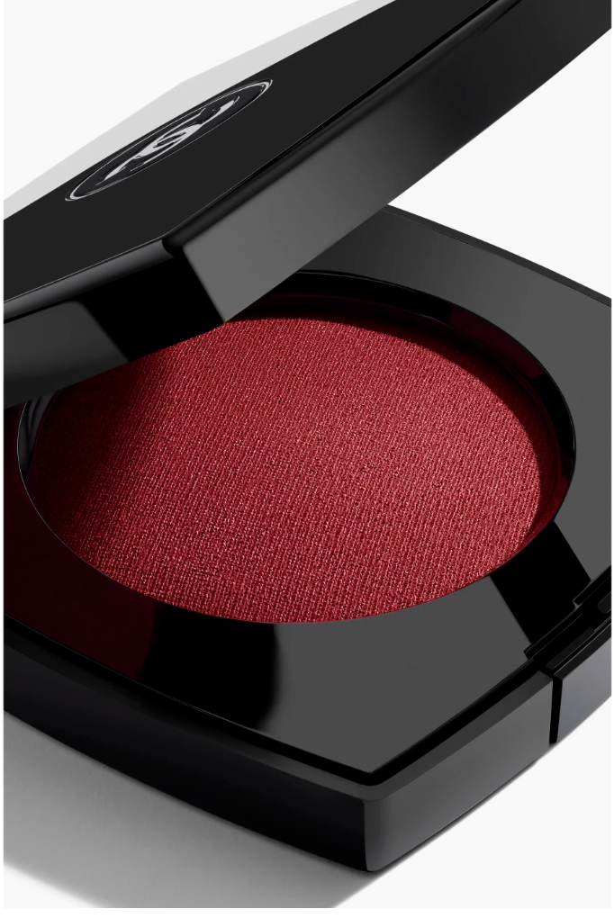 C JOUES CONTRASTE Cream-to-Powder Blush - Grenat Profond