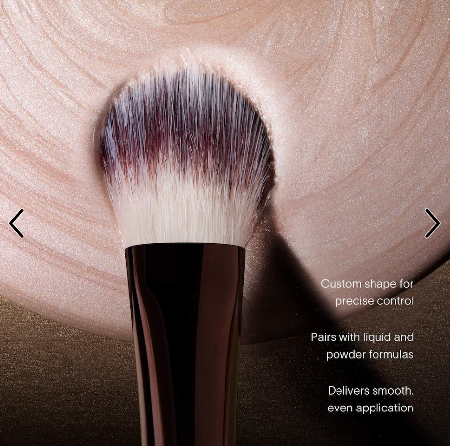 Hourglass  No. 16 Highlighter Brush