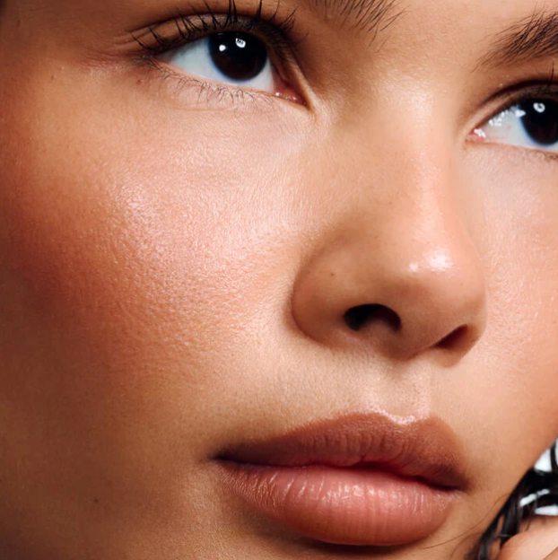 Rhode peptide lip shape ( sold per piece )