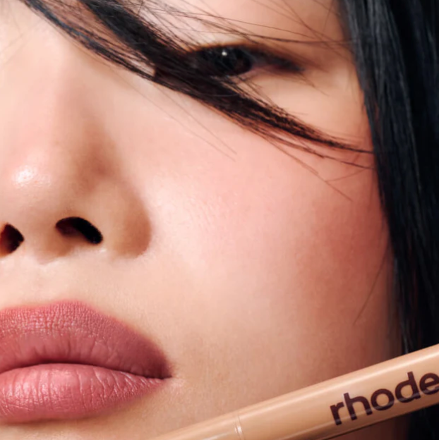 Rhode peptide lip shape ( sold per piece )