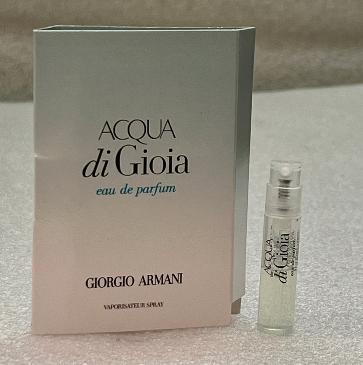 Mixed scent vial - sold per piece (original packaging)