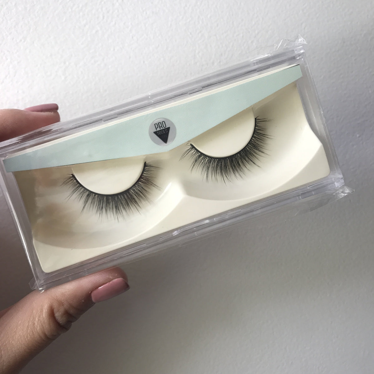 Protools - 100%  Milk Lashes - Amber (short) glue free